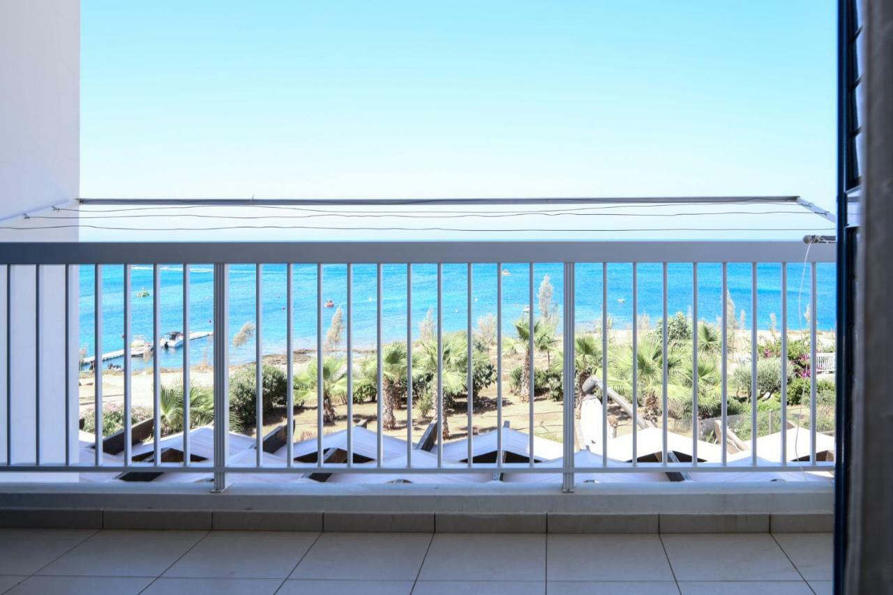 Phaedrus Living: Seaside Luxury Villa Anafi Paralímni Kültér fotó