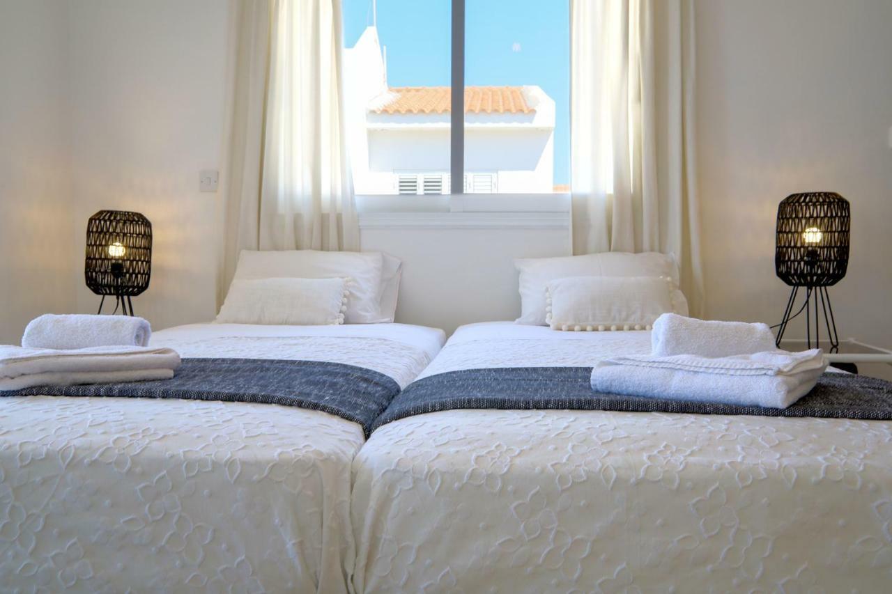 Phaedrus Living: Seaside Luxury Villa Anafi Paralímni Kültér fotó