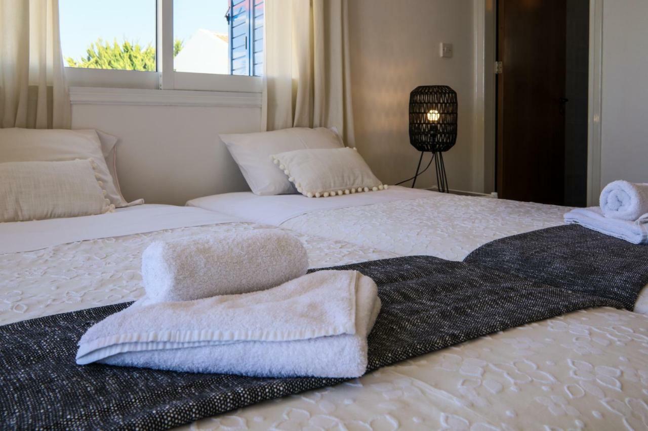 Phaedrus Living: Seaside Luxury Villa Anafi Paralímni Kültér fotó