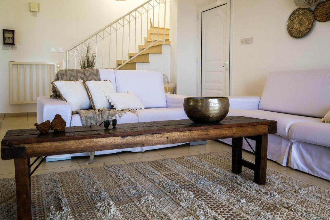 Phaedrus Living: Seaside Luxury Villa Anafi Paralímni Kültér fotó