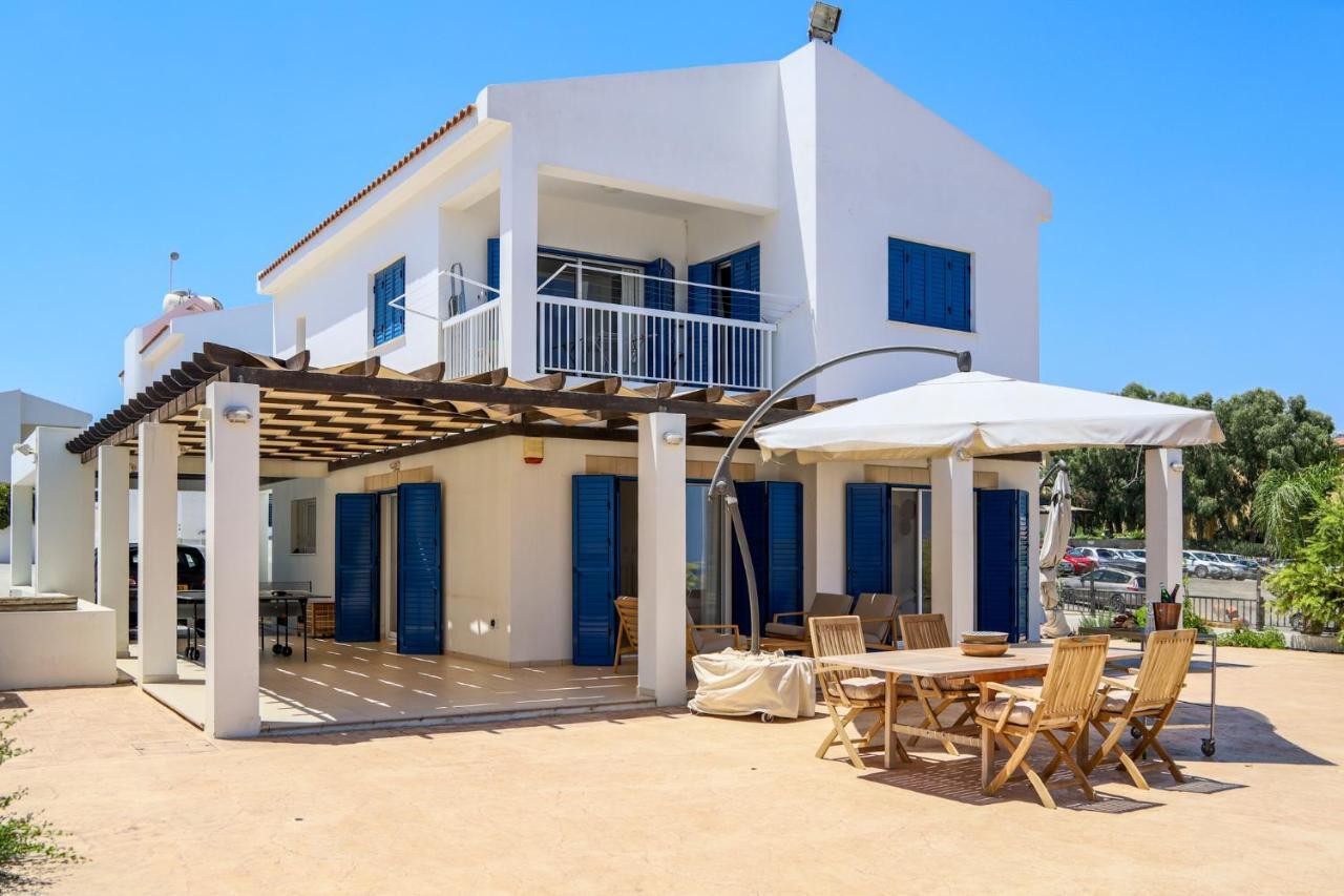 Phaedrus Living: Seaside Luxury Villa Anafi Paralímni Kültér fotó