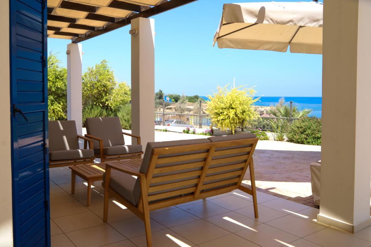 Phaedrus Living: Seaside Luxury Villa Anafi Paralímni Kültér fotó