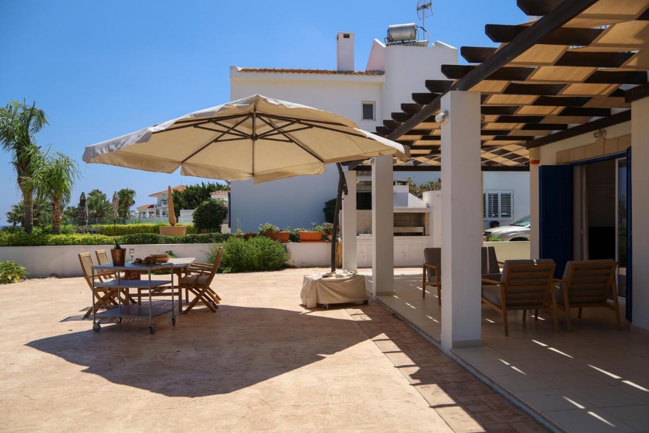 Phaedrus Living: Seaside Luxury Villa Anafi Paralímni Kültér fotó